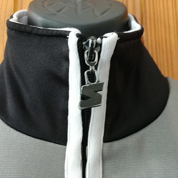 Authentic Starter nylon track jacket. - Picture 5 of 9